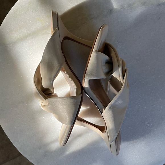 BRAND NEW | REVOLVE x LPA | Soft Twist Leather Sandal Heels in Bone | Size 6 - Picture 7 of 11